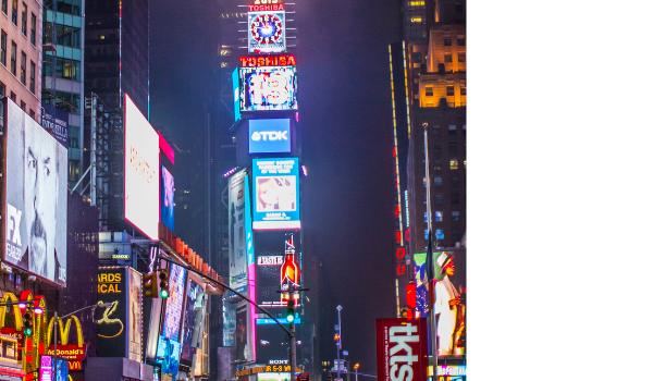 Como Alinhar sua Estratégia de Marketing com Anúncios em Painéis de LED